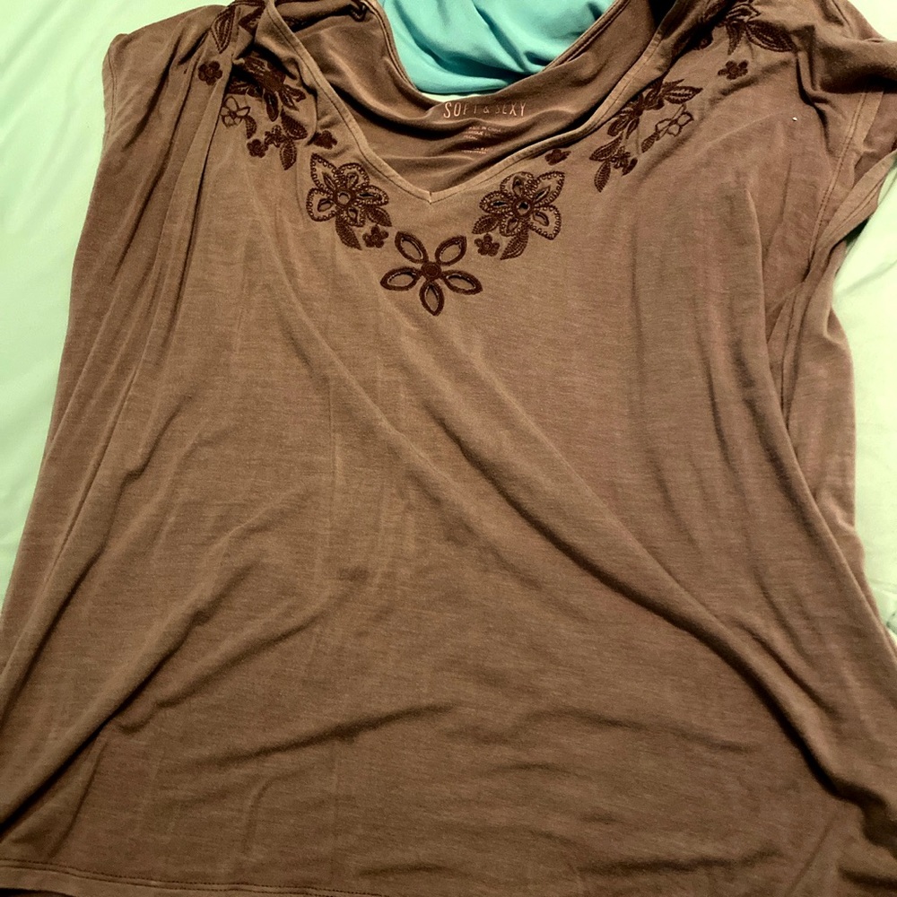 american eagle shirt